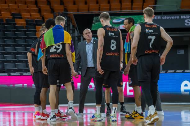 快速由守转 快速由守转