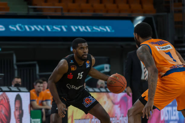 是独行侠新 是独行侠新