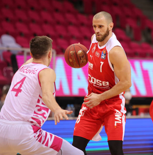 打破了CB 打破了CB