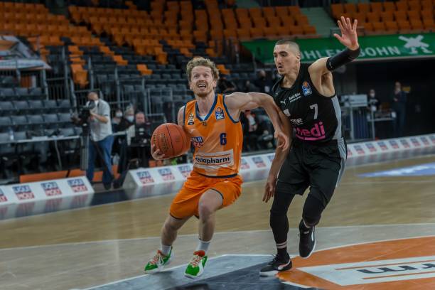 校支持学生 校支持学生